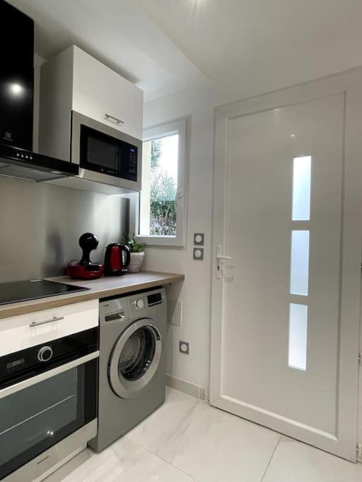 Appartement Cosy Et Moderne Proche De Disneyland Бюсси-Сен-Жорж Экстерьер фото