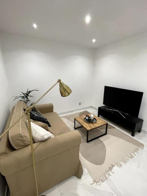 Appartement Cosy Et Moderne Proche De Disneyland Бюсси-Сен-Жорж Экстерьер фото